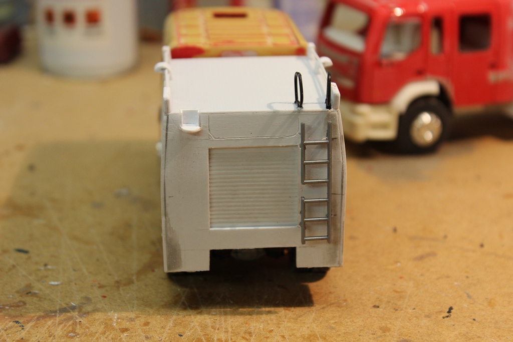 Caisse SIDES 006.JPG