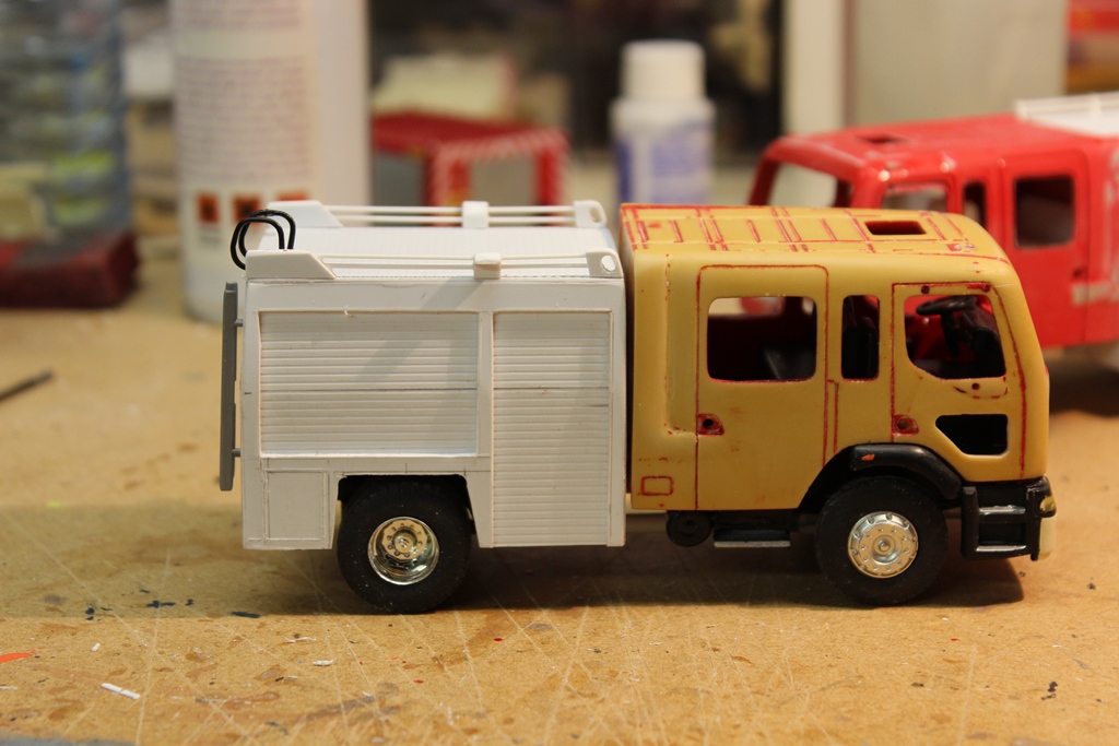 Caisse SIDES 007.JPG