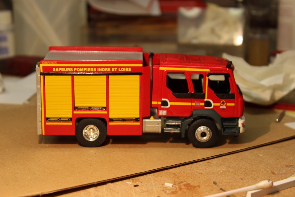 décalcs et peinture 004.JPG