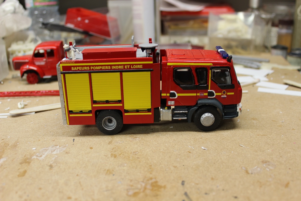 porte échelles et canon 002.JPG