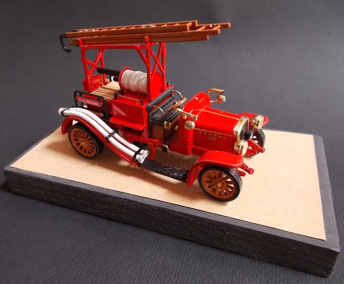 F DELAHAYE Mont c.jpg