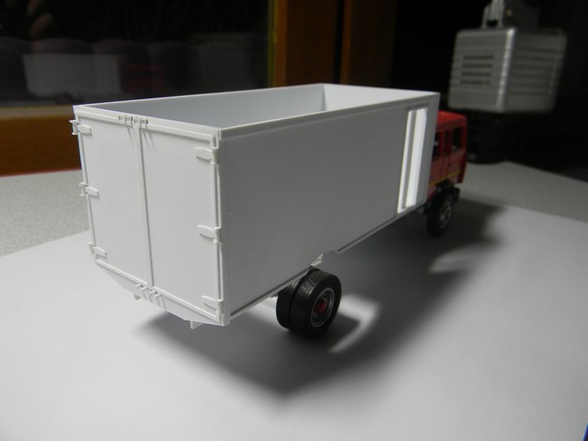 FSD- Pose à blanc caisse sur châssis 002.jpg