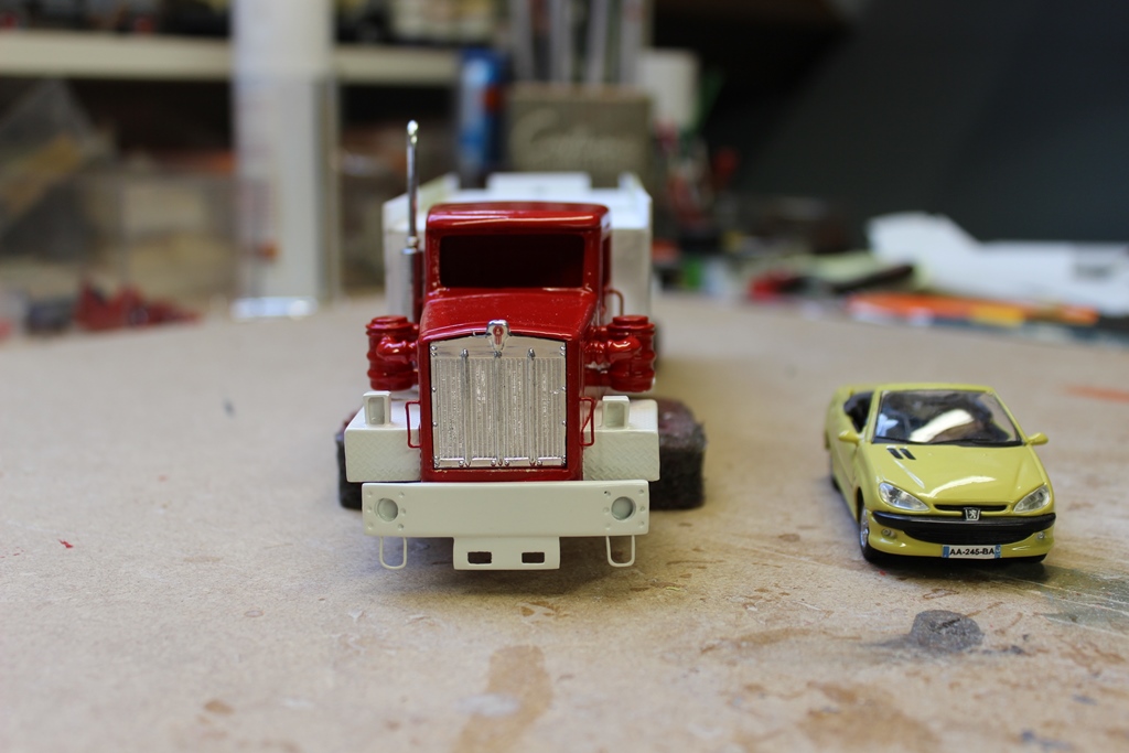 caisse et peinture 001r.jpg