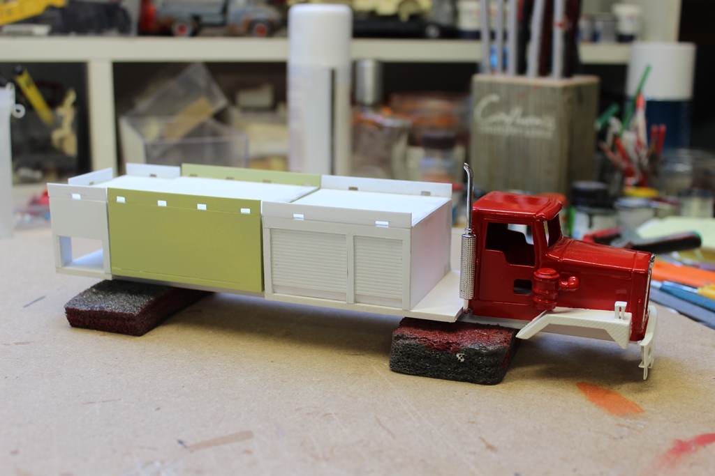 caisse et peinture 003r.jpg