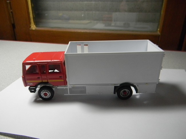 FSD- Pose à blanc coffres avec caisse cabine 001.jpg