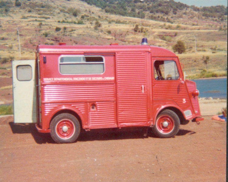 Citroën HY72 VSAB CS Lodève n° 67 LH 34 (1965-1977).jpg