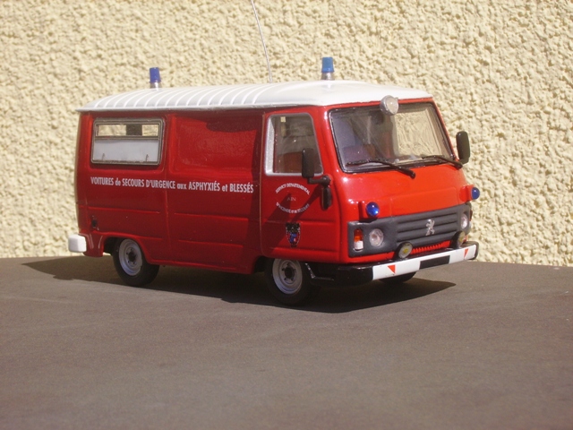 J9 e.JPG