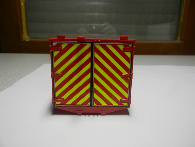 FSD- Pose chevrons portes arrière 001.jpg