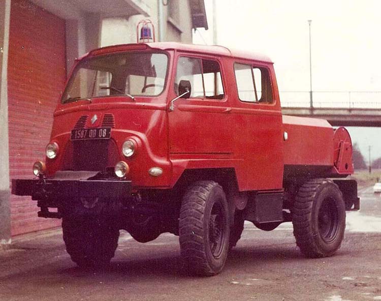 08 Castor cabine double CCFl A.jpg