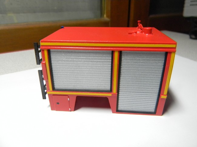 FPT- Peinture détails coffres bas 002.jpg