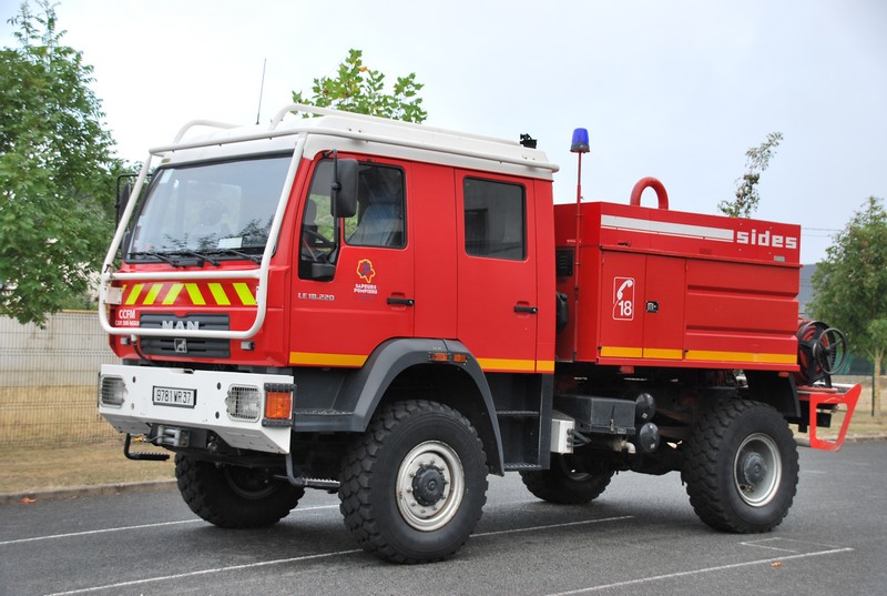 Camion Citerne Feux de Forets Moyen (CSP Sud Agglo).JPG
