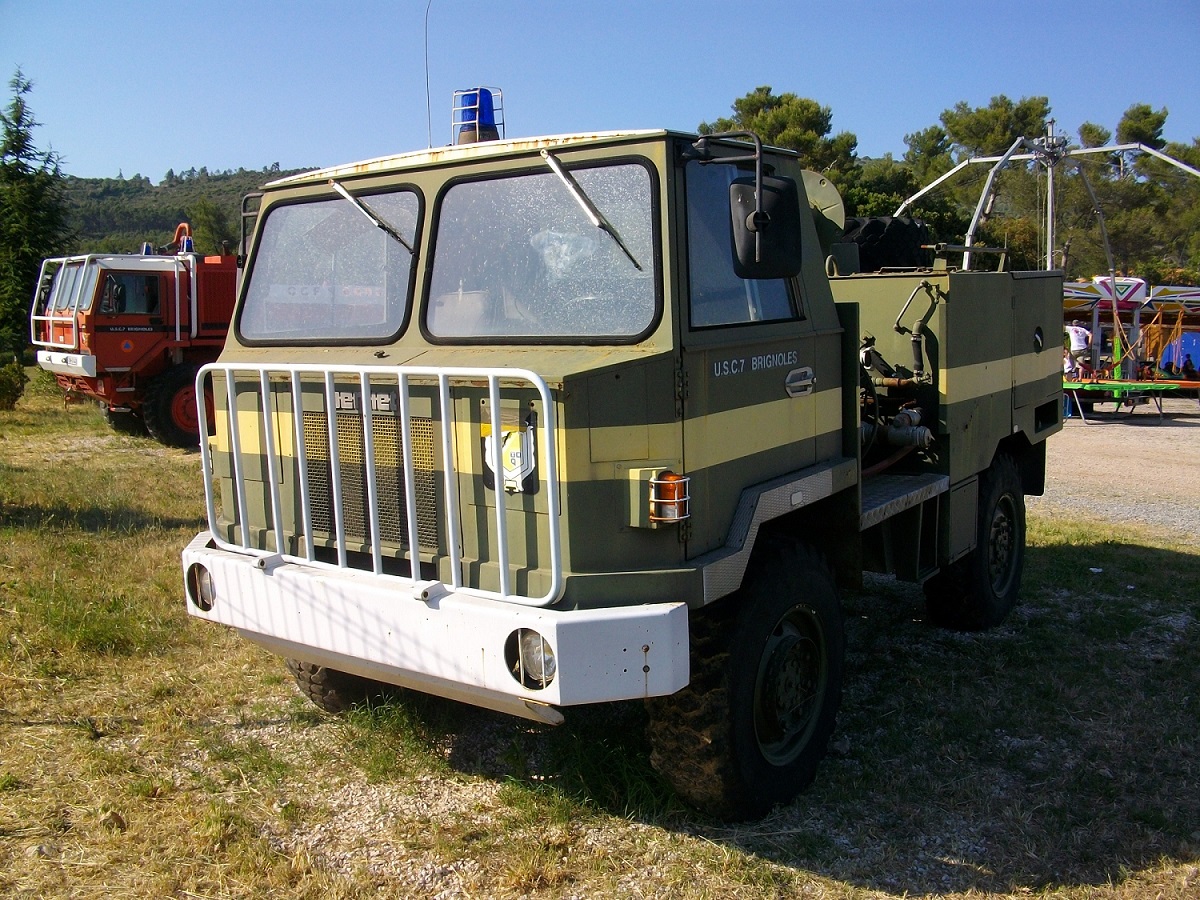 UIISC CCF Berliet FF 7 (1).jpg