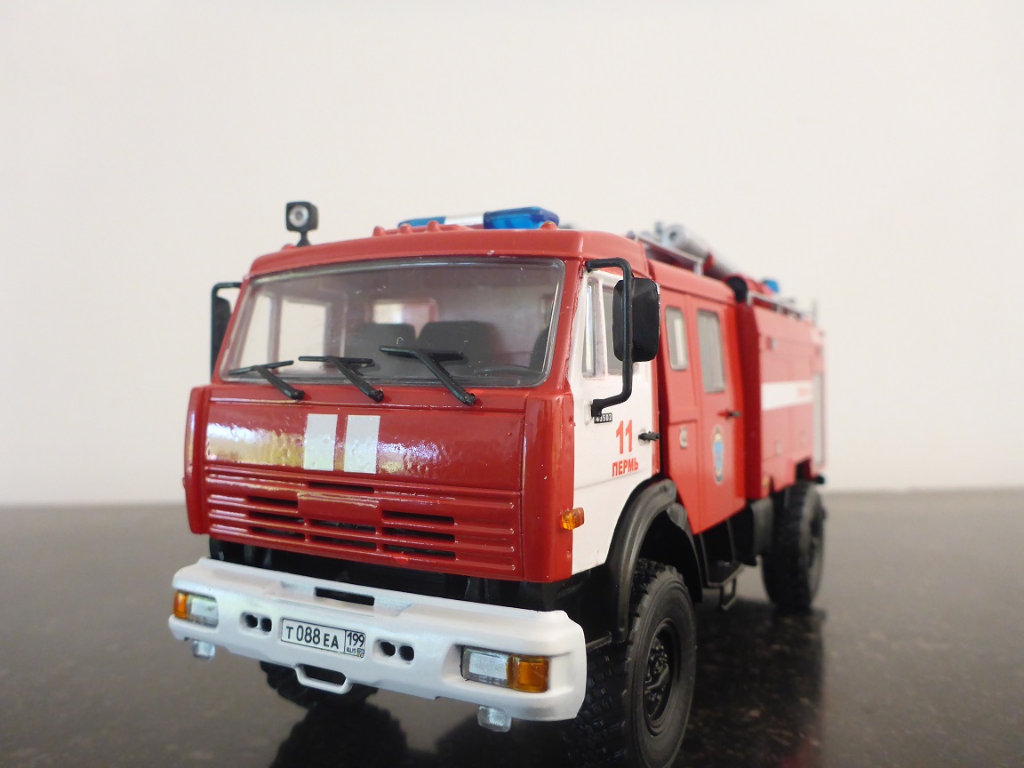 KaMaz 43502 AC-3-40 (6).JPG