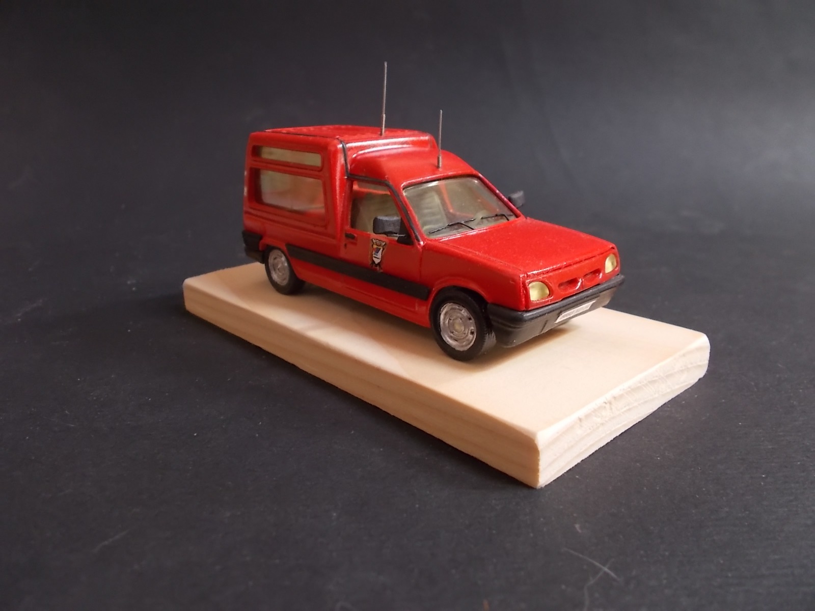 F RENAULT Exp b jpeg.jpg