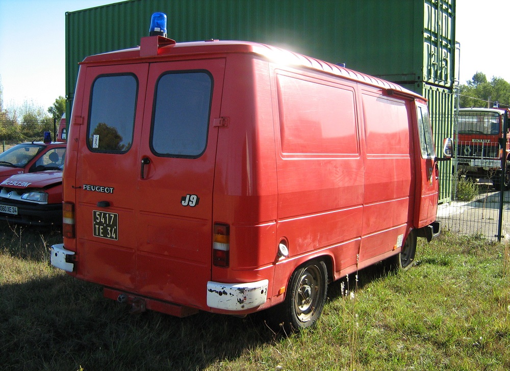 TE 5417 DAL Peugeot J9 Sairep (1).JPG