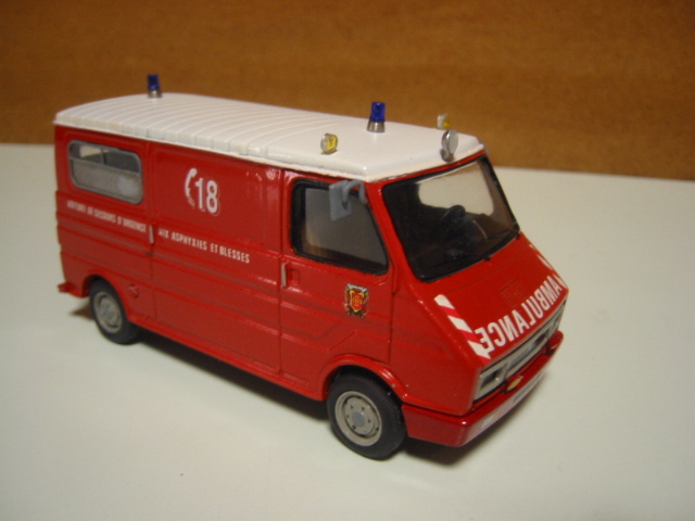 Citroën C35 VSAB Lodève av (MVI).jpg