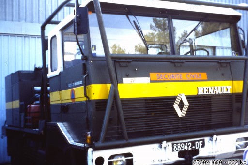 CCF Berliet TRM6000 (2).jpg