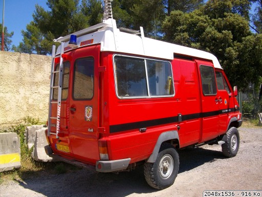 B90 UIISC d.jpg