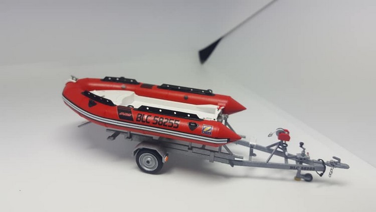 BRSC- Vue zodiac sur la remorque 001.jpg