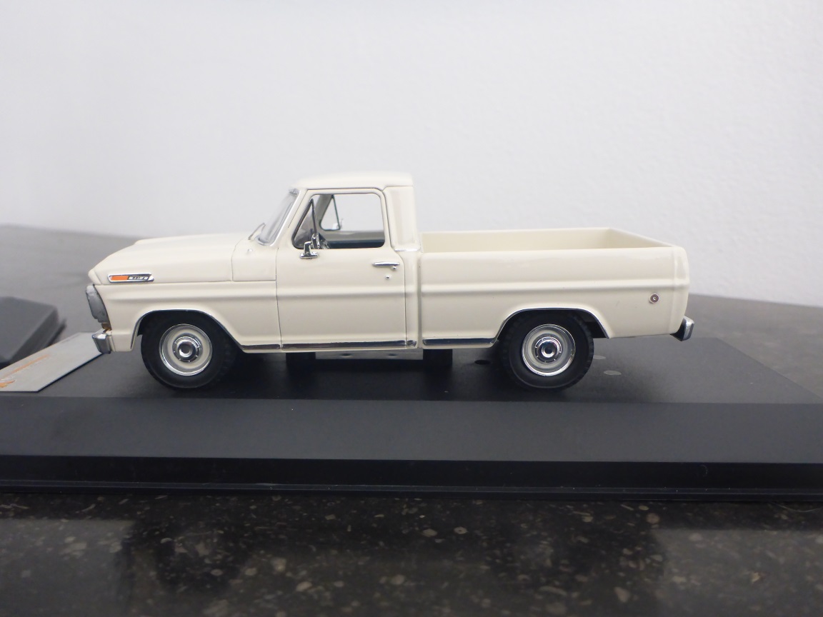 1978 F100 PremiumX (2).JPG