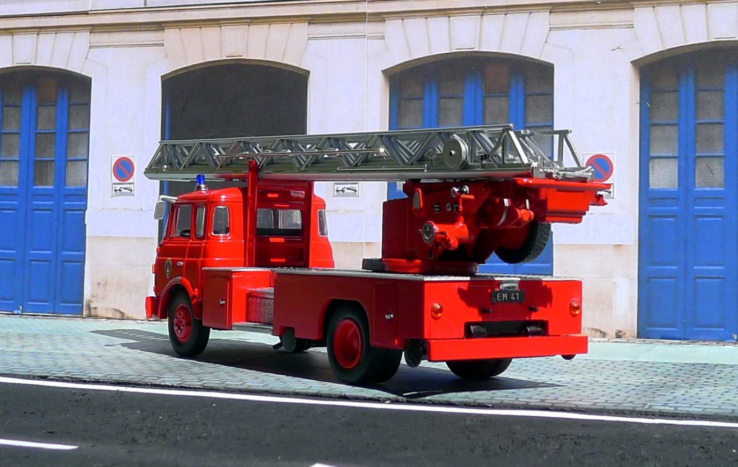 P1080807 b.JPG