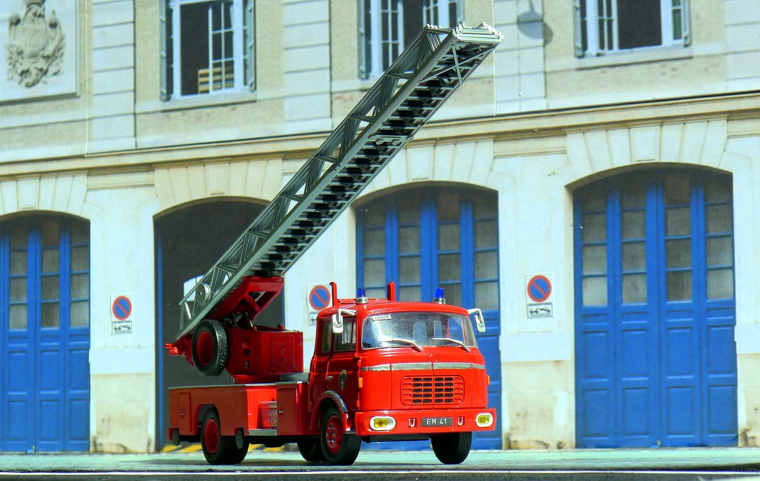 P1080792 b.JPG
