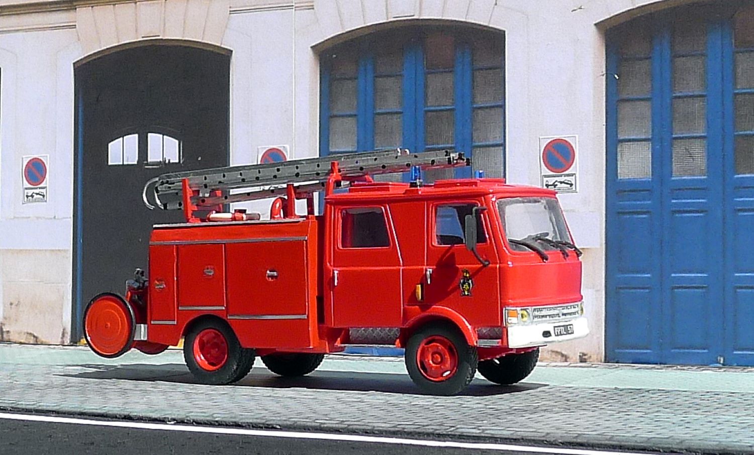 P1080785 b.JPG