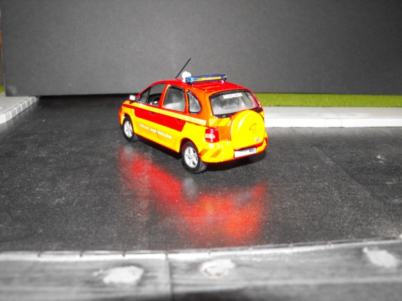 mini 028.jpg