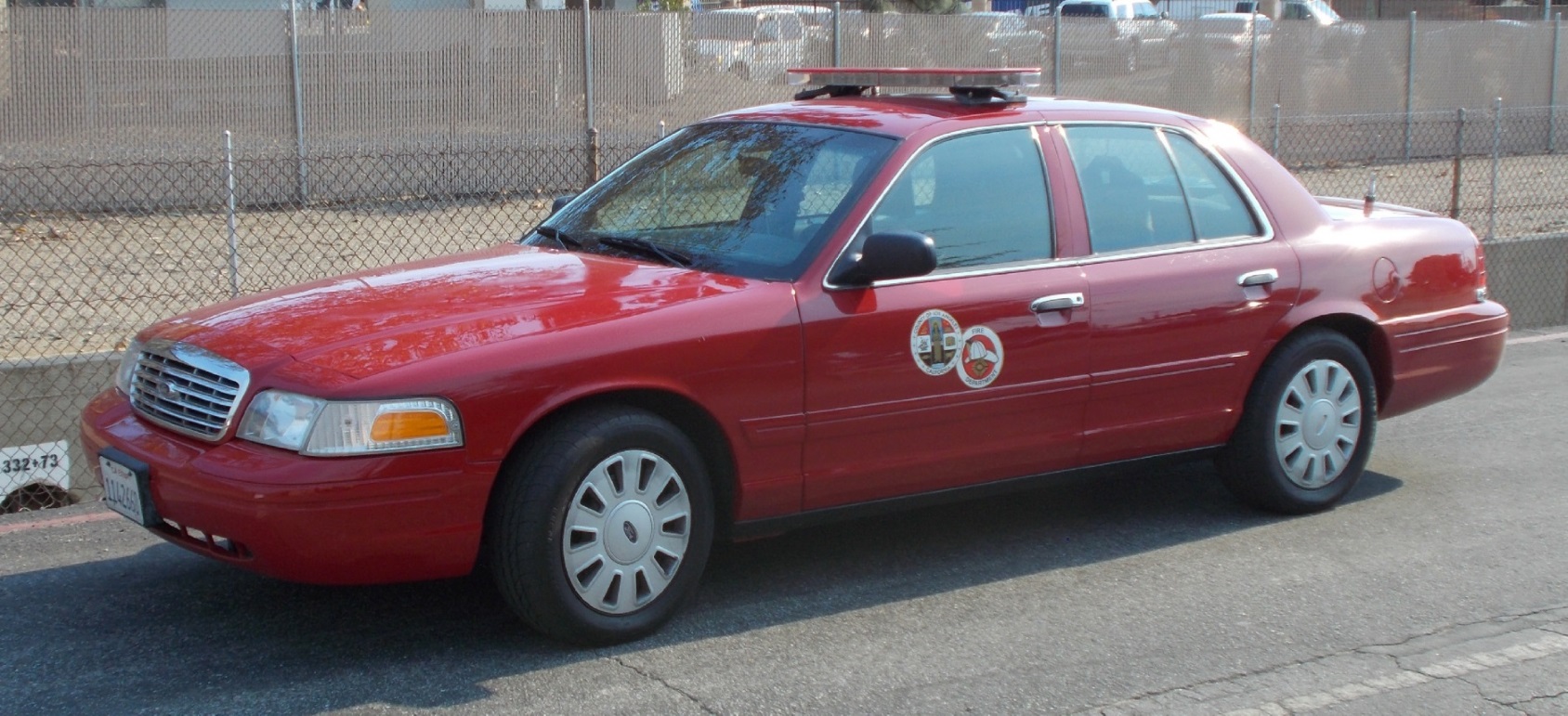 ca_los_angeles_county_car_crown_1142660_(2)-1.jpg