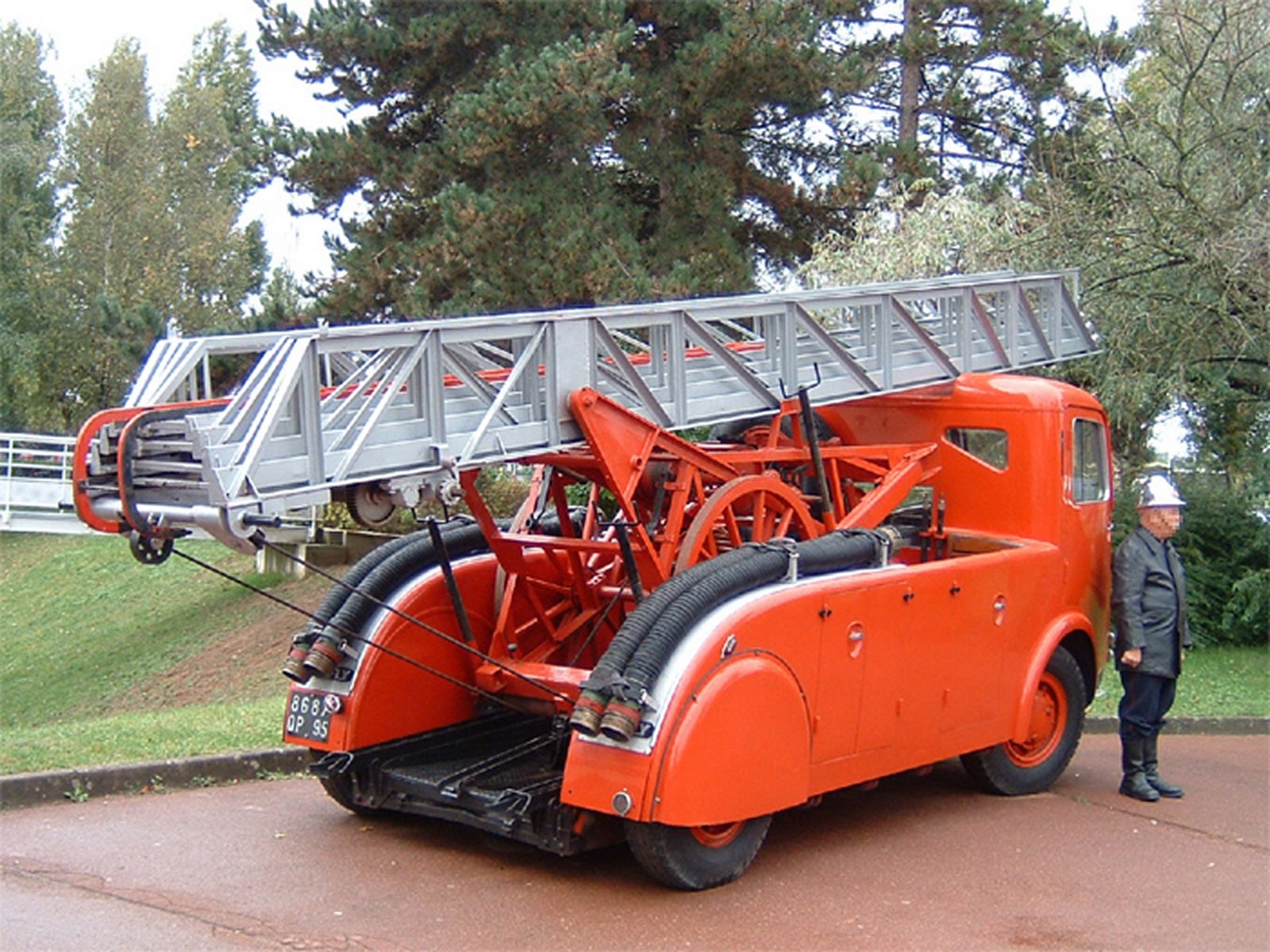 Lafflly BSSE (Copier).jpg