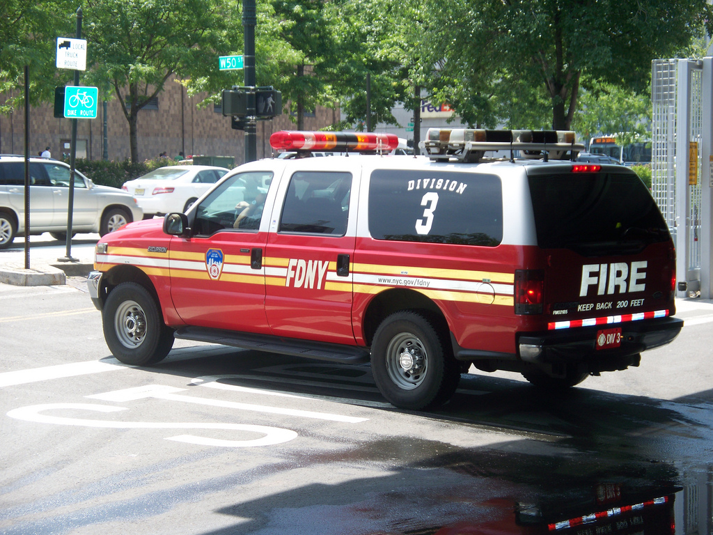 Division Chief 3 (vintage), FDNY.jpg